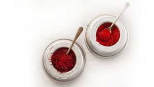 Saffron Powder vs Saffron Threads; Three Key Differences